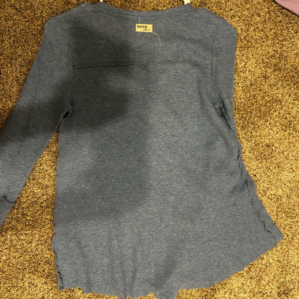 Kensie Heathered Blue Performance Top
